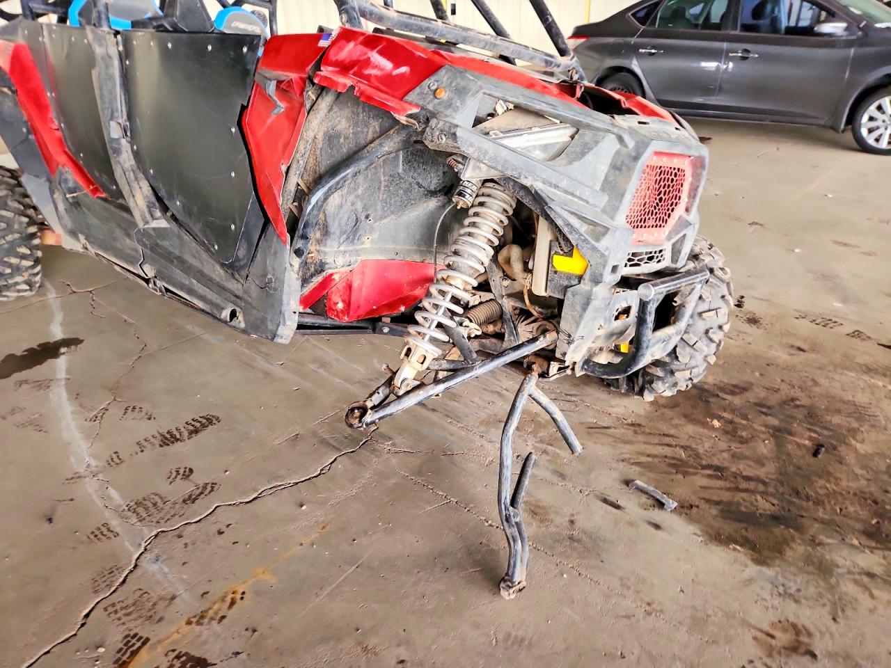 2015 POLARIS RZR UTILITY VEHICLE photo 9