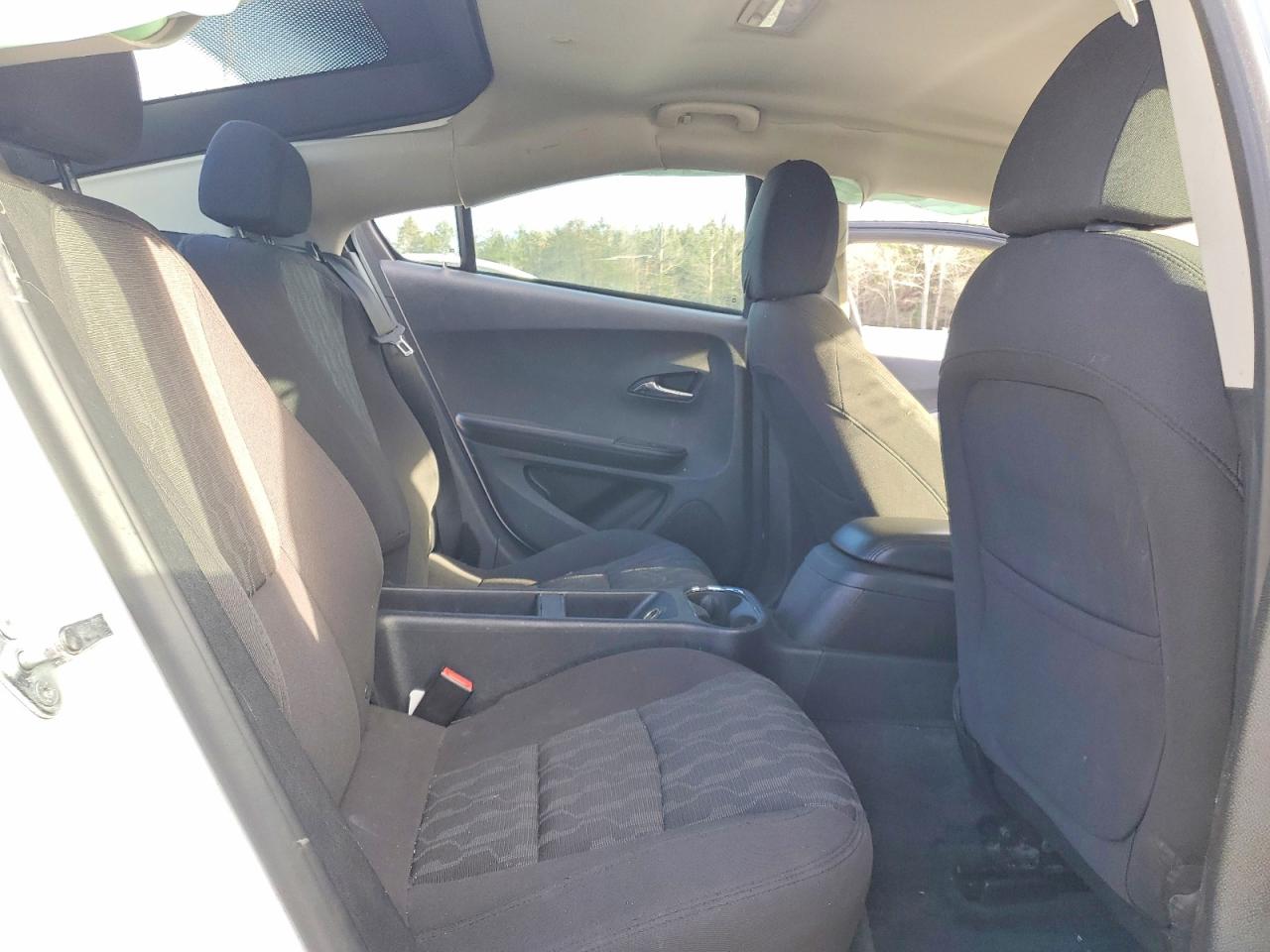 2014 CHEVROLET VOLT photo 11