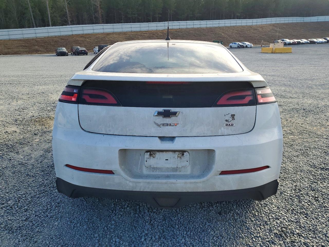 2014 CHEVROLET VOLT photo 6
