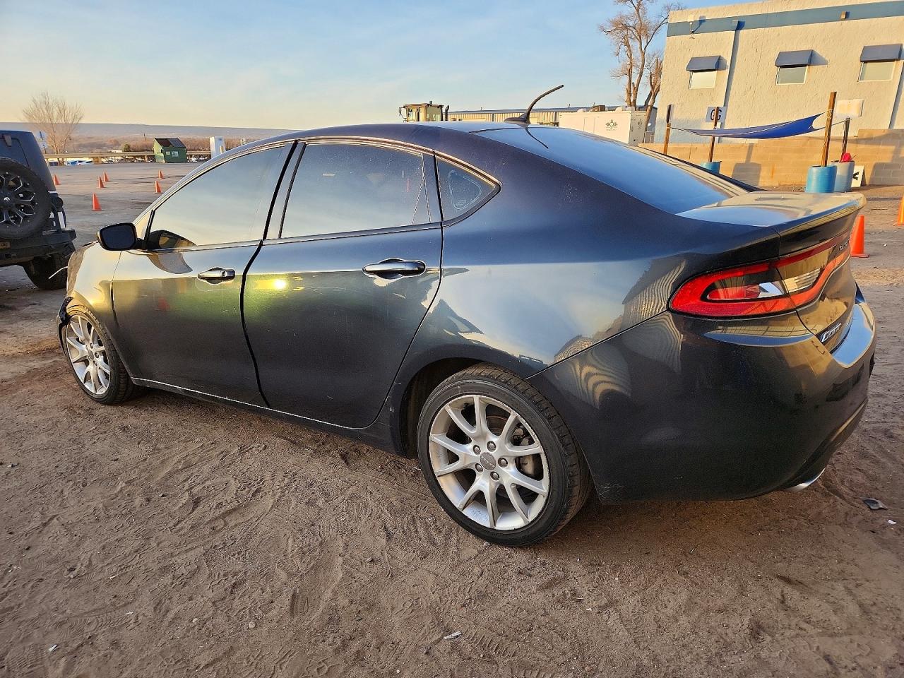 2013 DODGE DART SXT photo 2