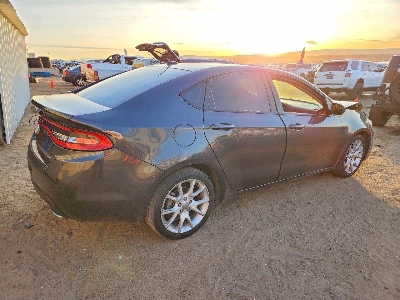 2013 DODGE DART SXT photo 3