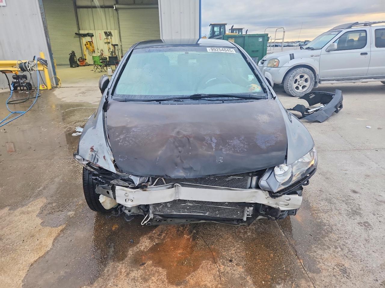 2011 HONDA CIVIC LX photo 5