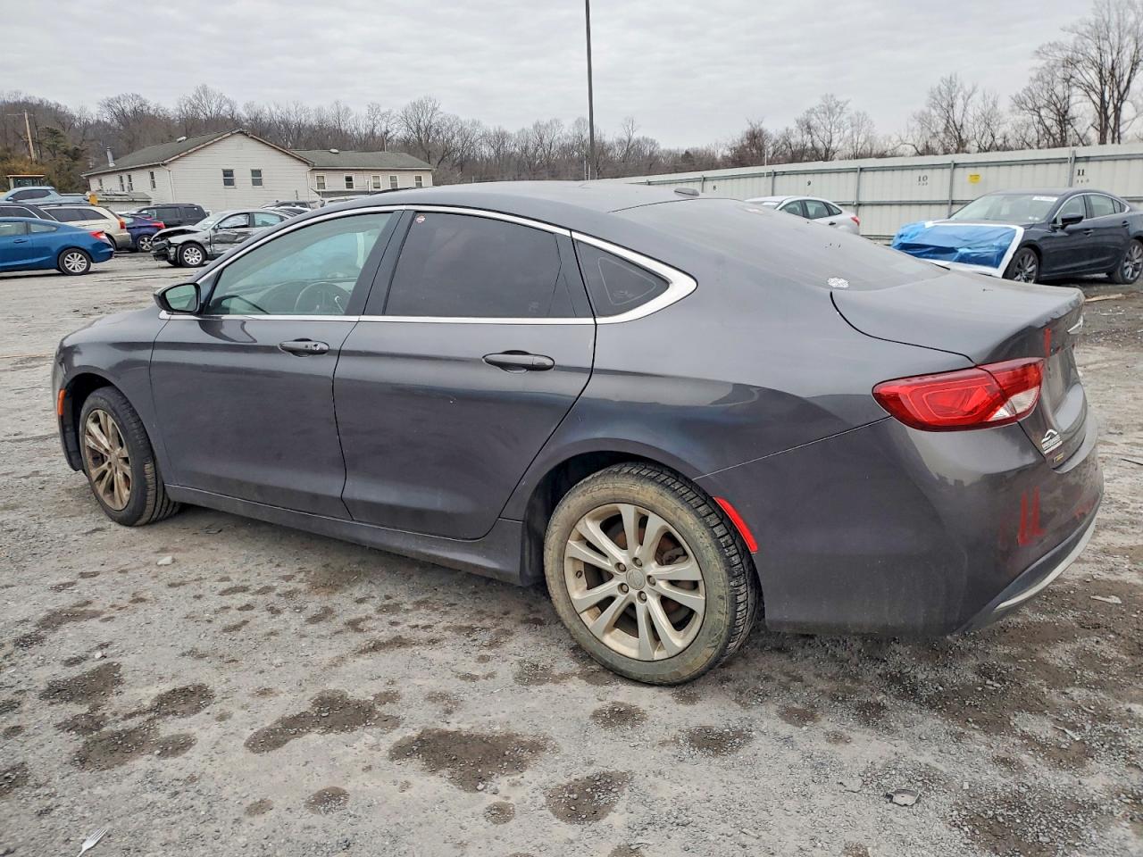 2015 CHRYSLER 200 LIMITED photo 2