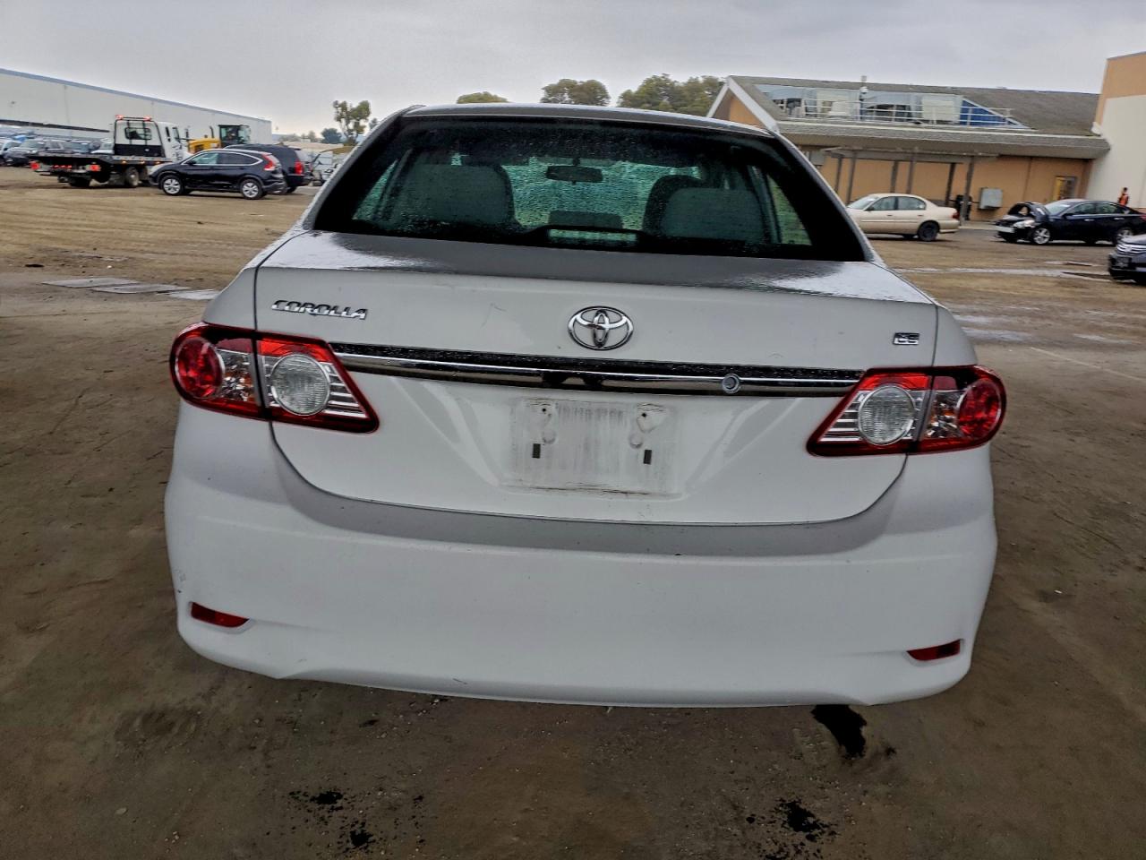 2013 TOYOTA COROLLA BASE photo 6