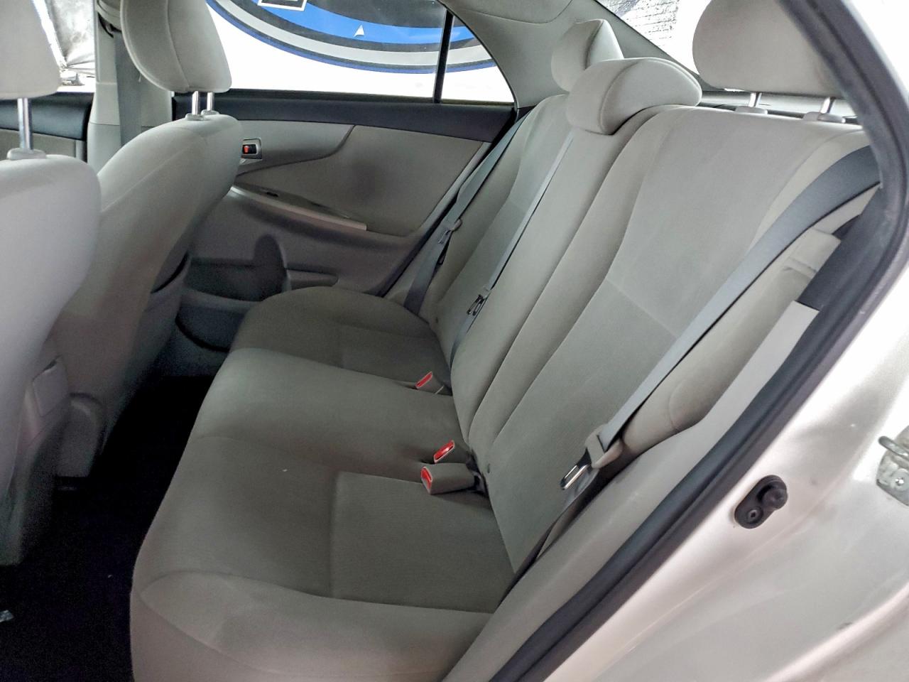 2013 TOYOTA COROLLA BASE photo 10