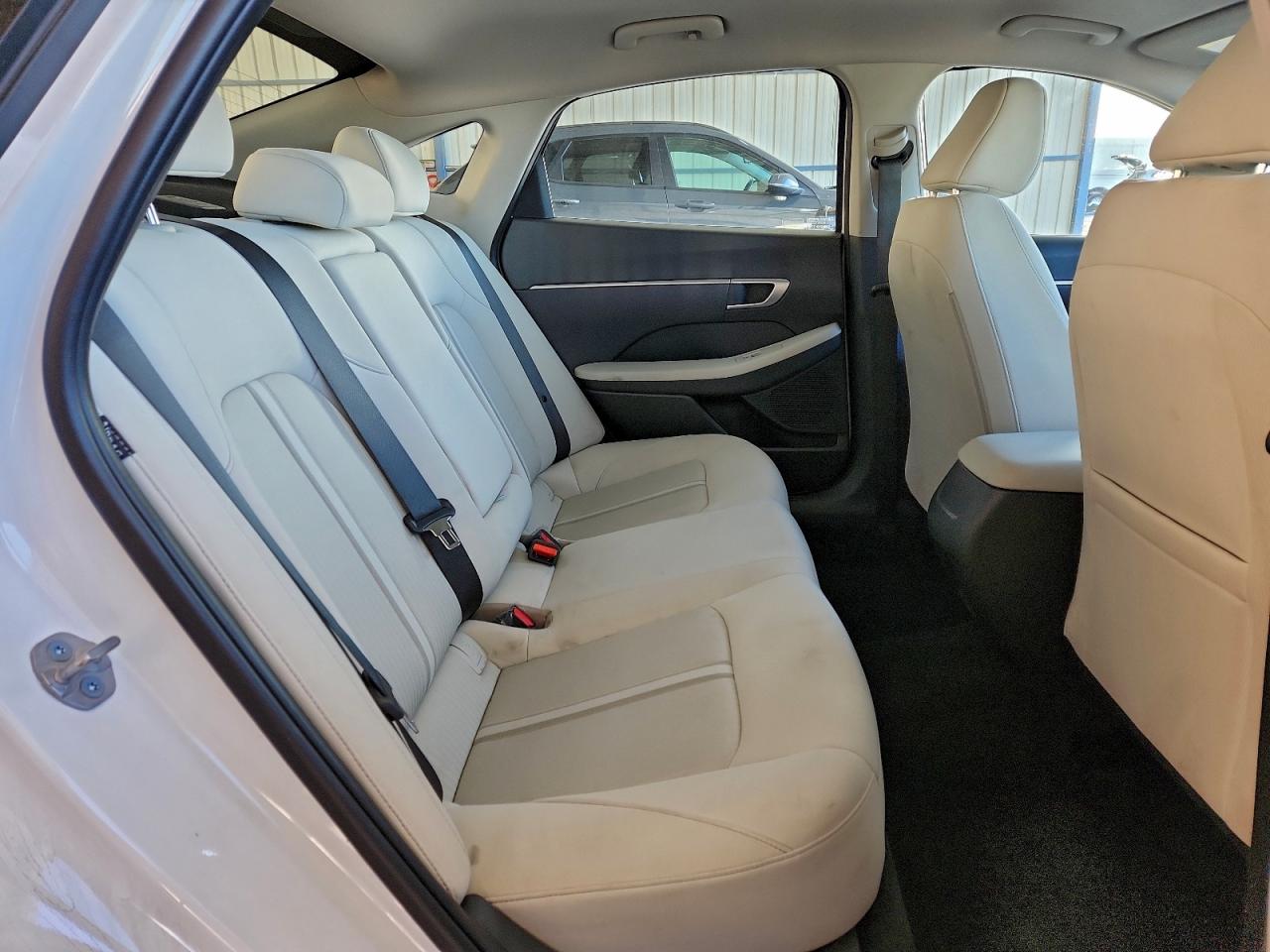 2025 HYUNDAI SONATA SEL photo 11