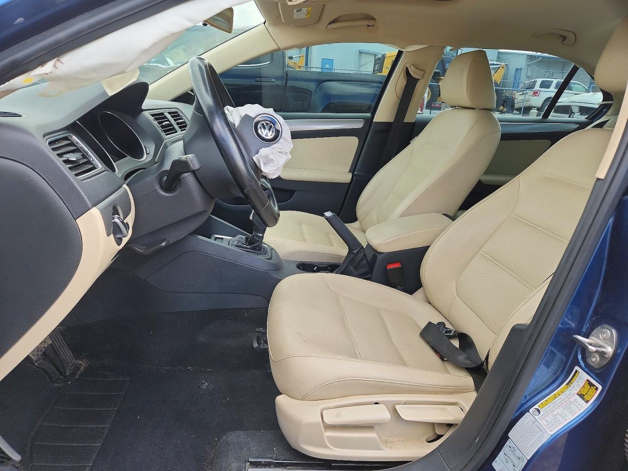 2017 VOLKSWAGEN JETTA SE photo 7