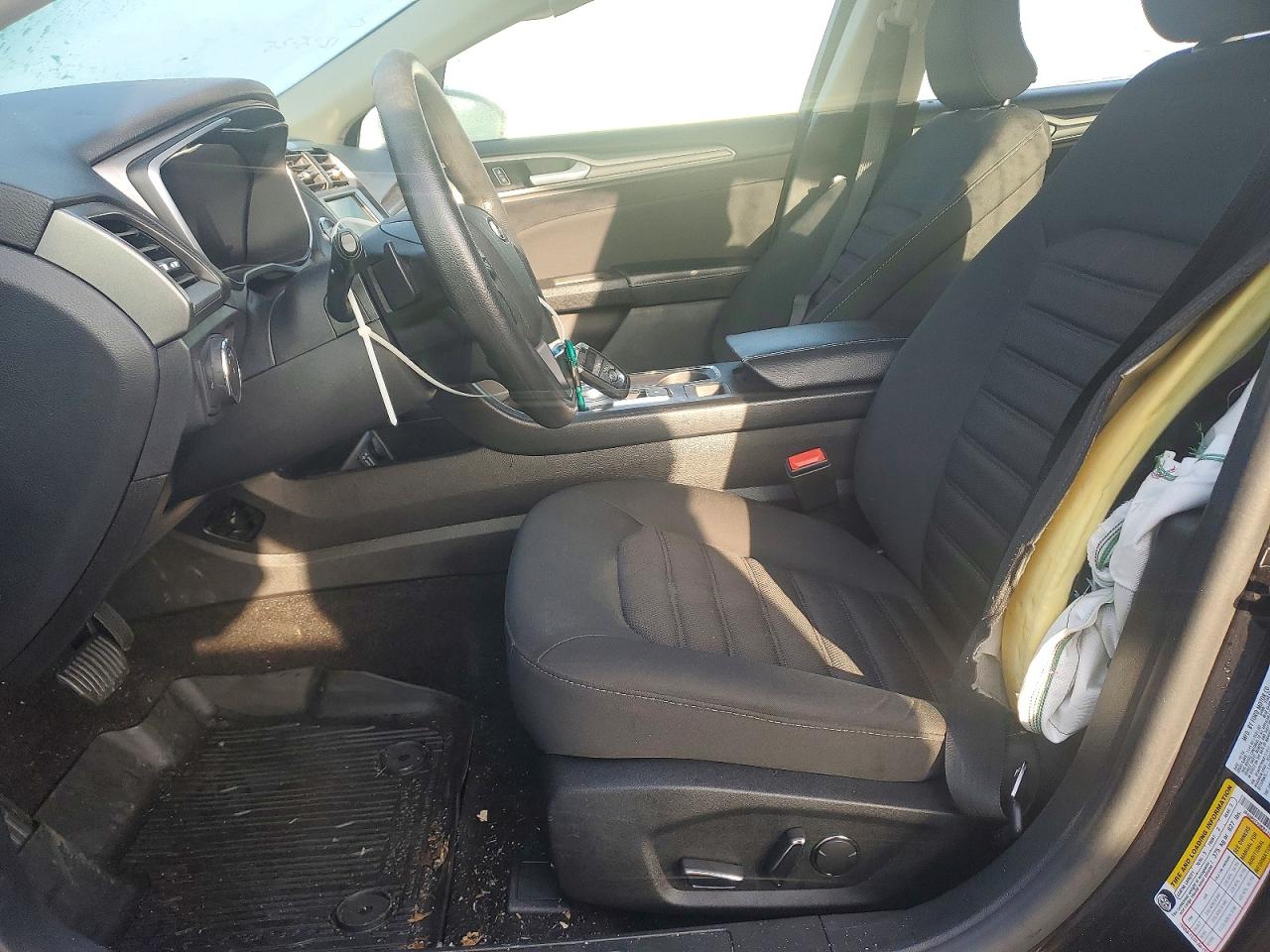 2019 FORD FUSION SE photo 7