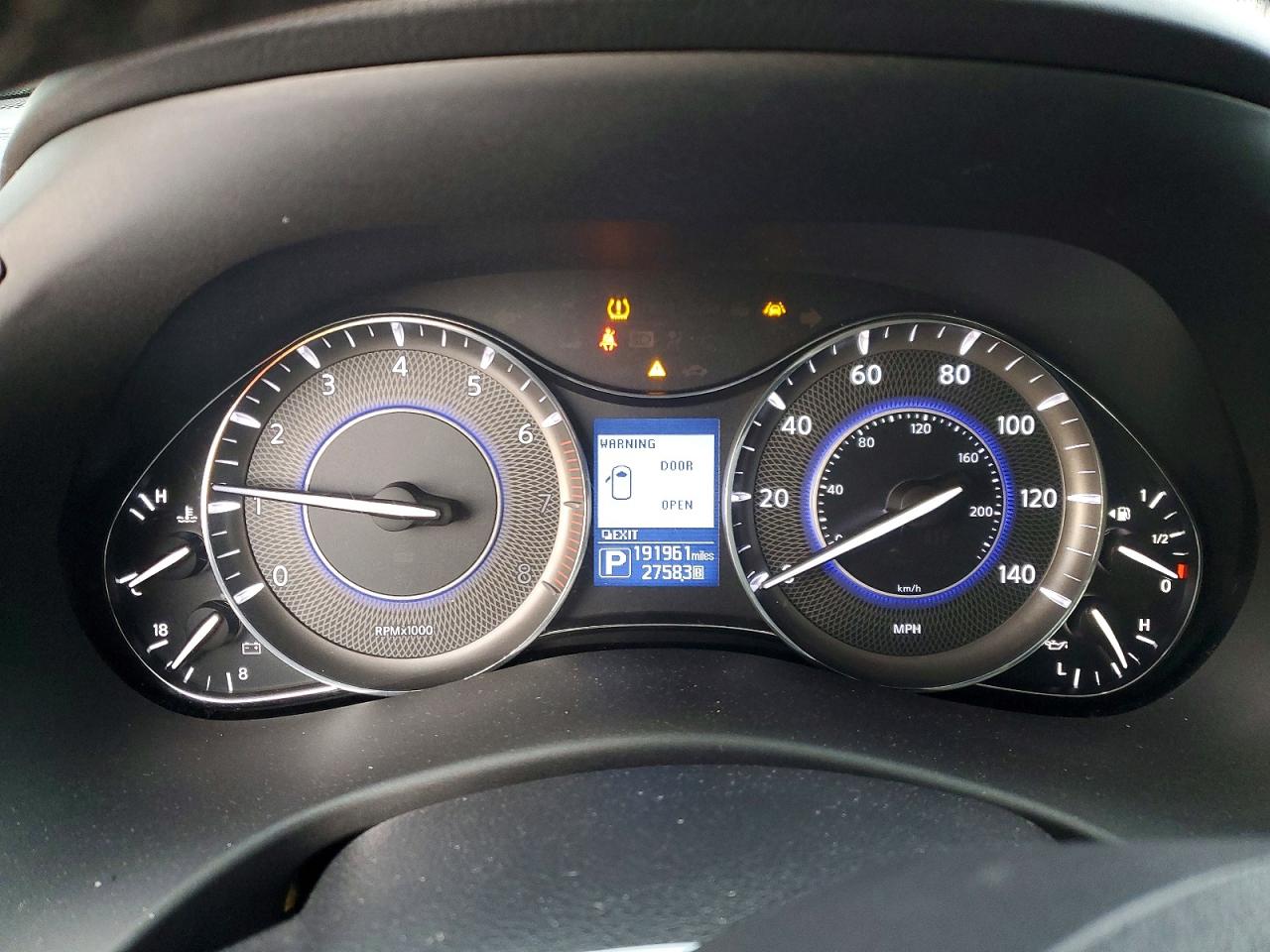 2019 INFINITI QX80 LUXE photo 9