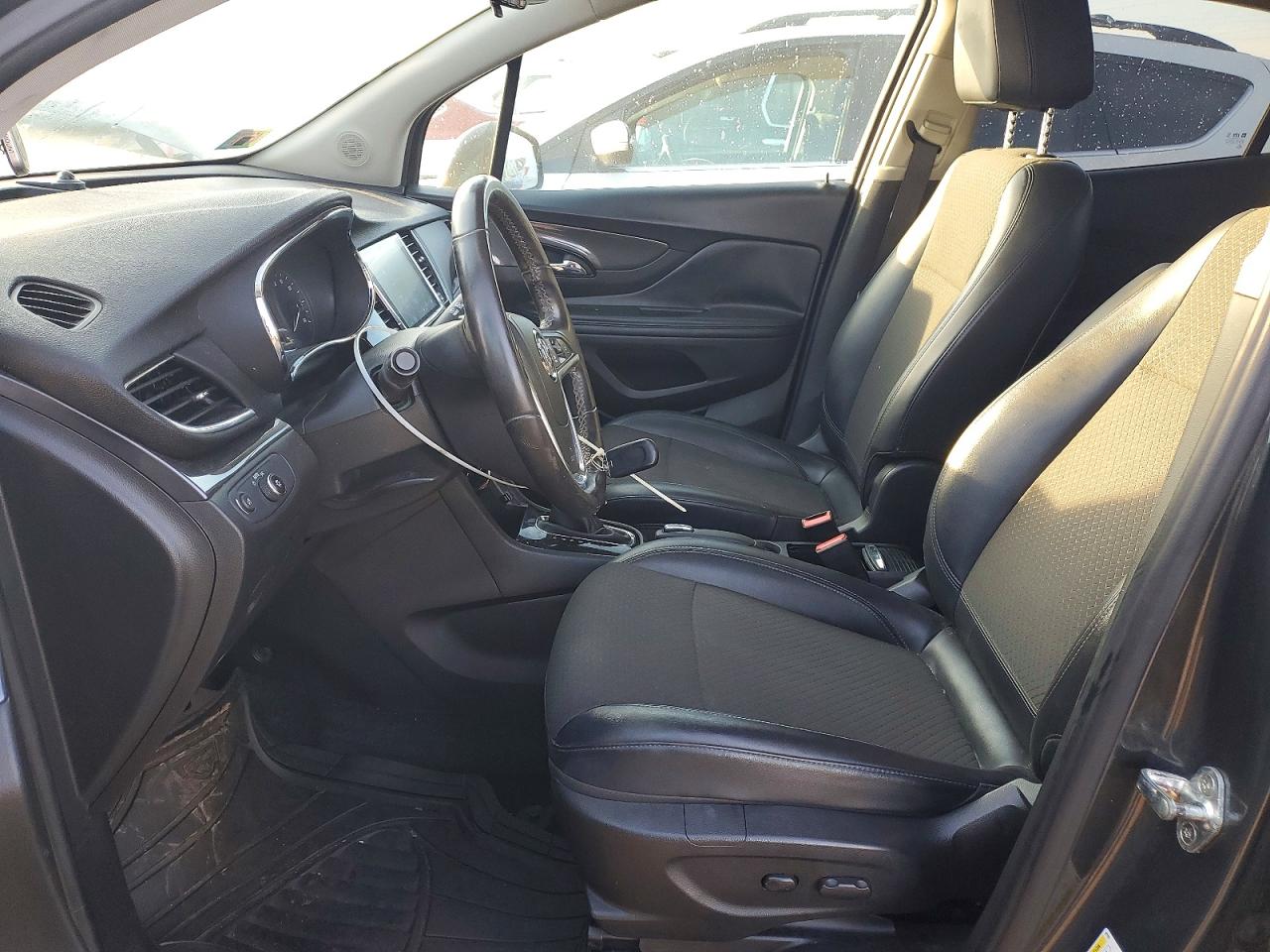 2018 BUICK ENCORE PREFERRED photo 7