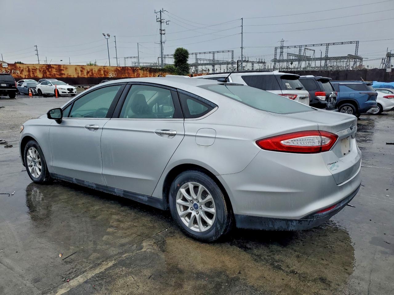 2016 FORD FUSION S photo 2