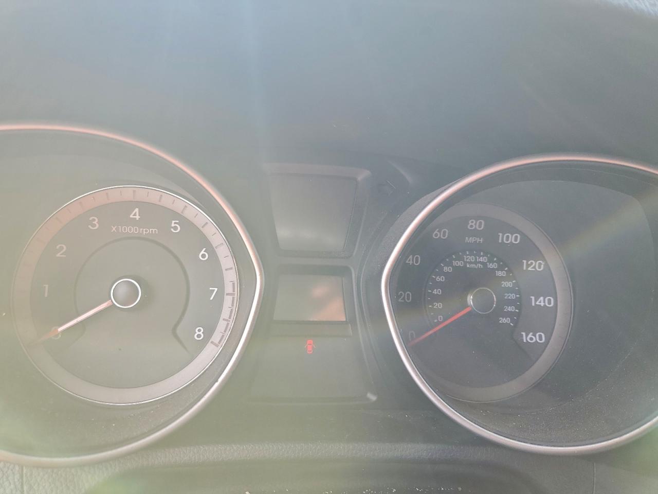 2013 HYUNDAI ELANTRA GT photo 9