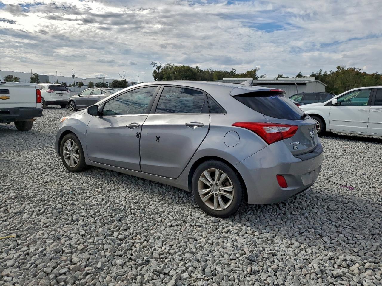2013 HYUNDAI ELANTRA GT photo 2