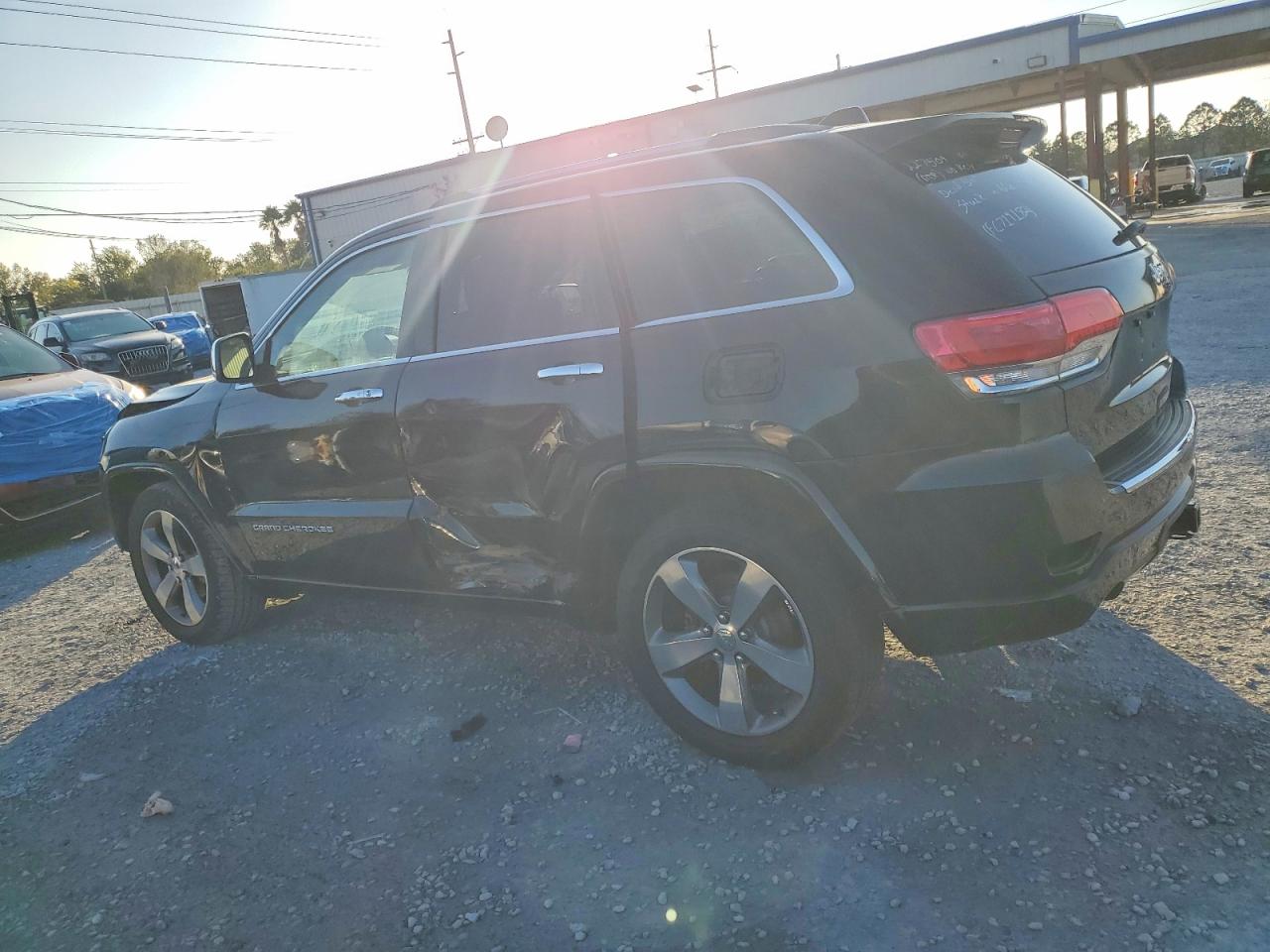 2015 JEEP GRAND CHEROKEE OVERLAND photo 2