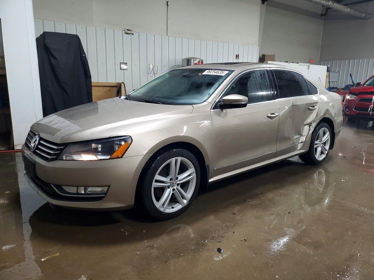 2015 VOLKSWAGEN PASSAT