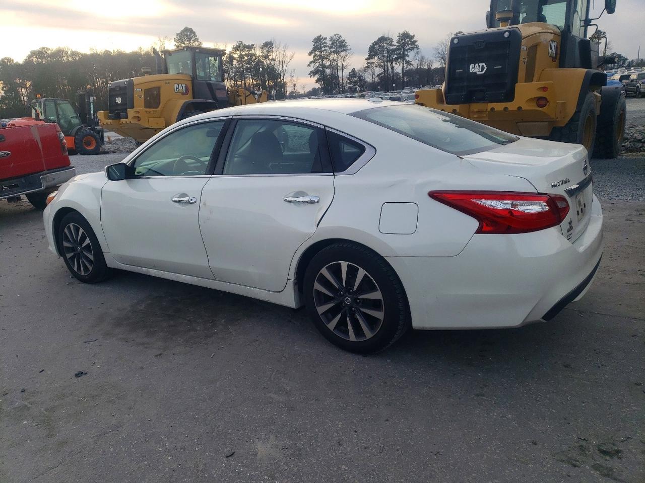 2017 NISSAN ALTIMA 2.5 photo 2