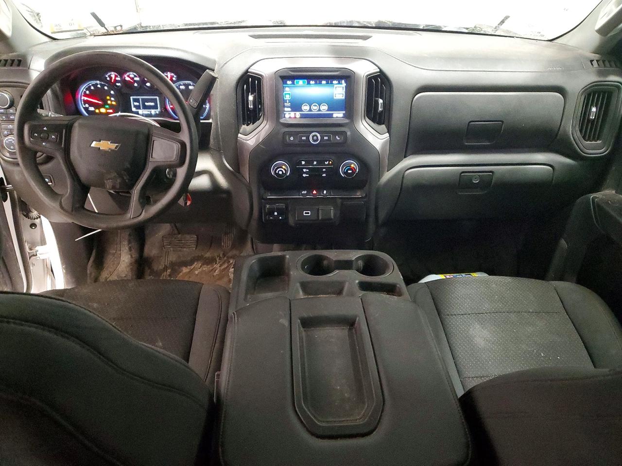 2020 CHEVROLET SILVERADO K1500 CUSTOM photo 8