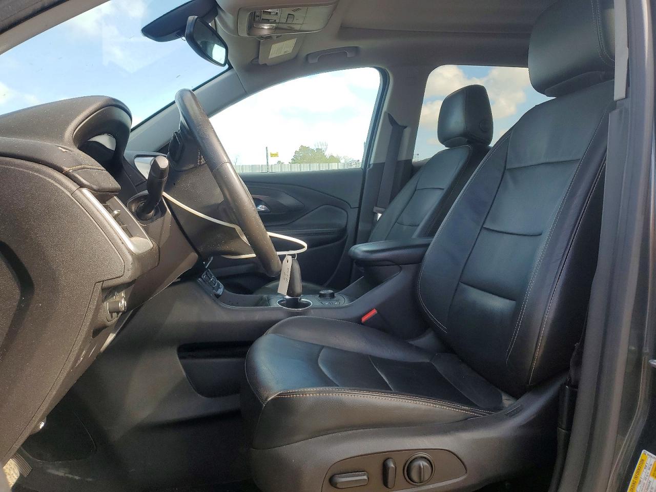 2018 GMC TERRAIN SLT photo 7