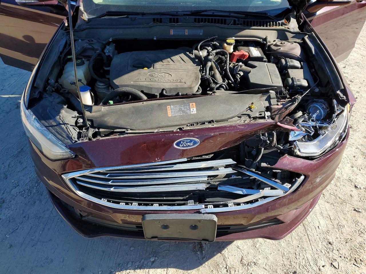 2017 FORD FUSION SE photo 11