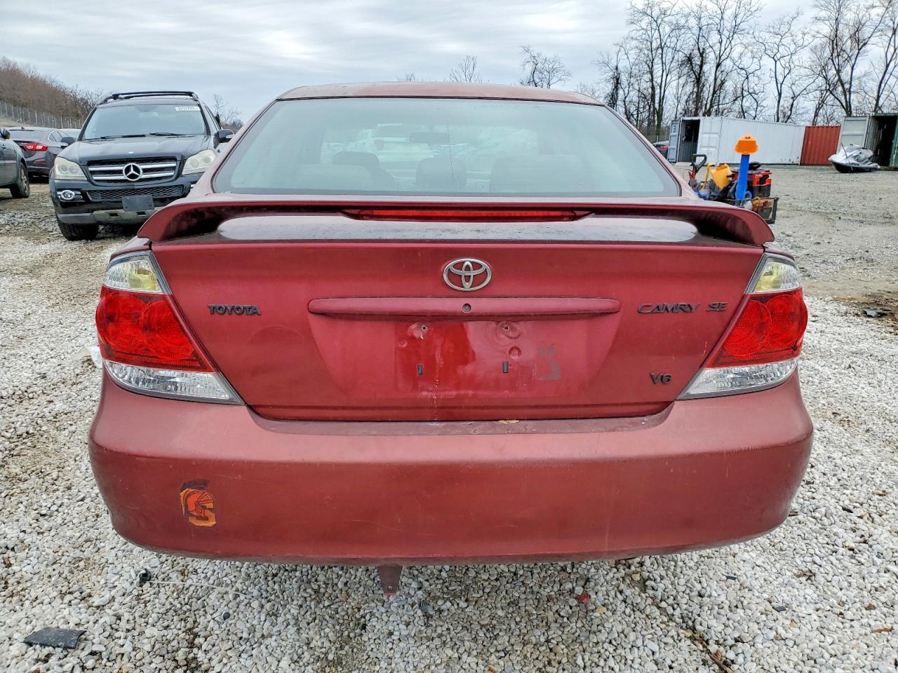 2005 TOYOTA CAMRY SE photo 6