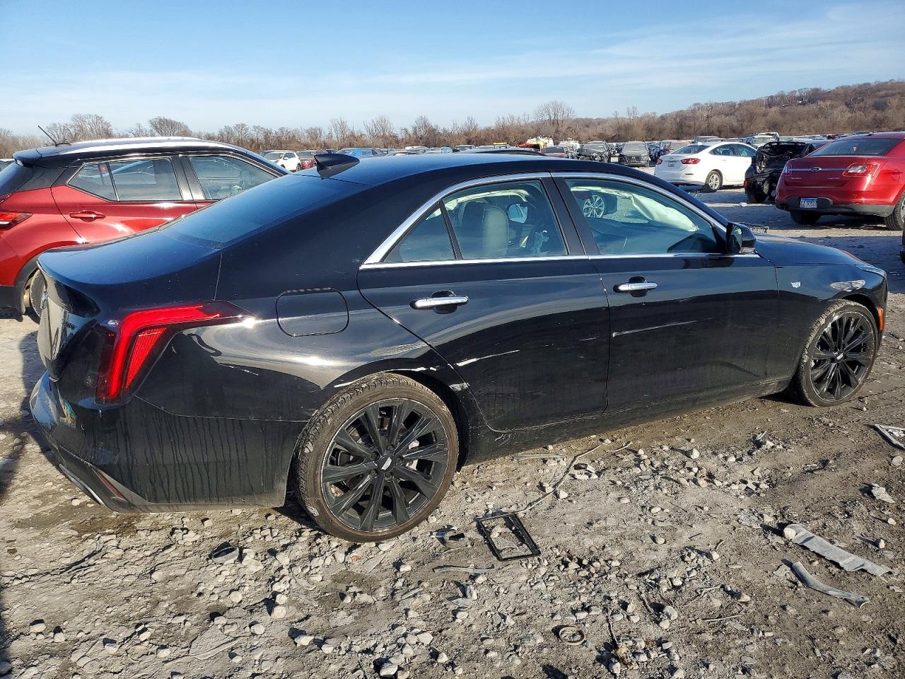 2024 CADILLAC CT4 LUXURY + photo 3