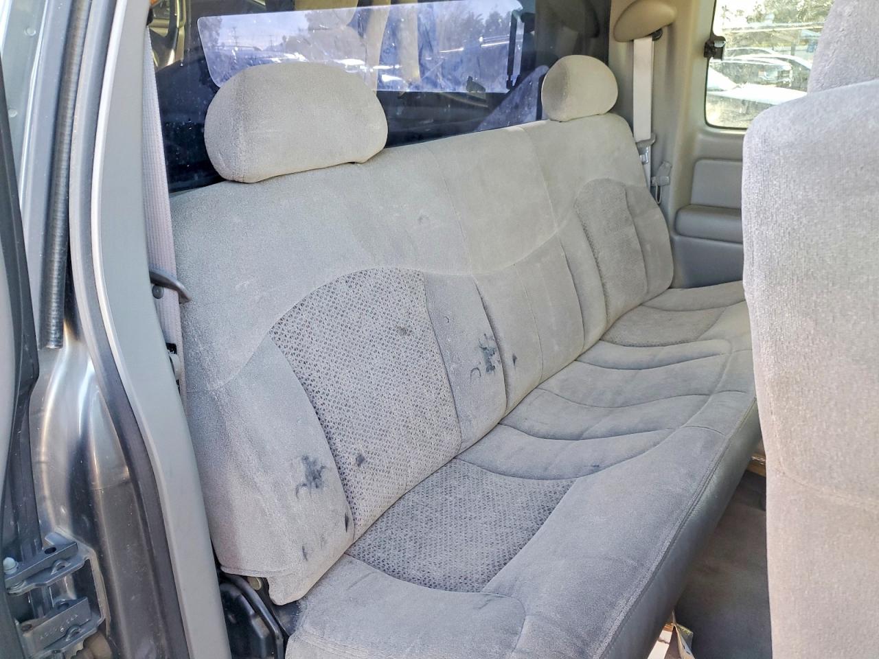 2000 CHEVROLET SILVERADO C1500 photo 10
