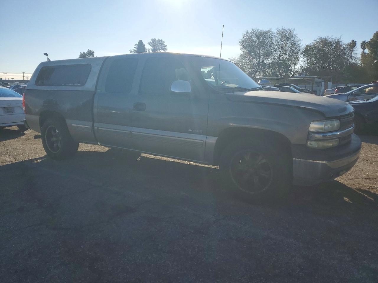 2000 CHEVROLET SILVERADO C1500 photo 4