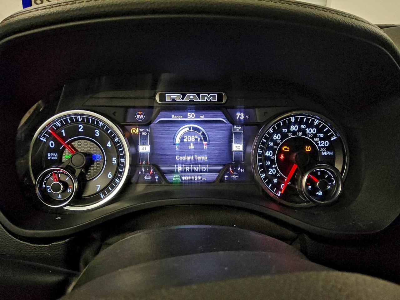 2021 RAM 1500 LARAMIE photo 9