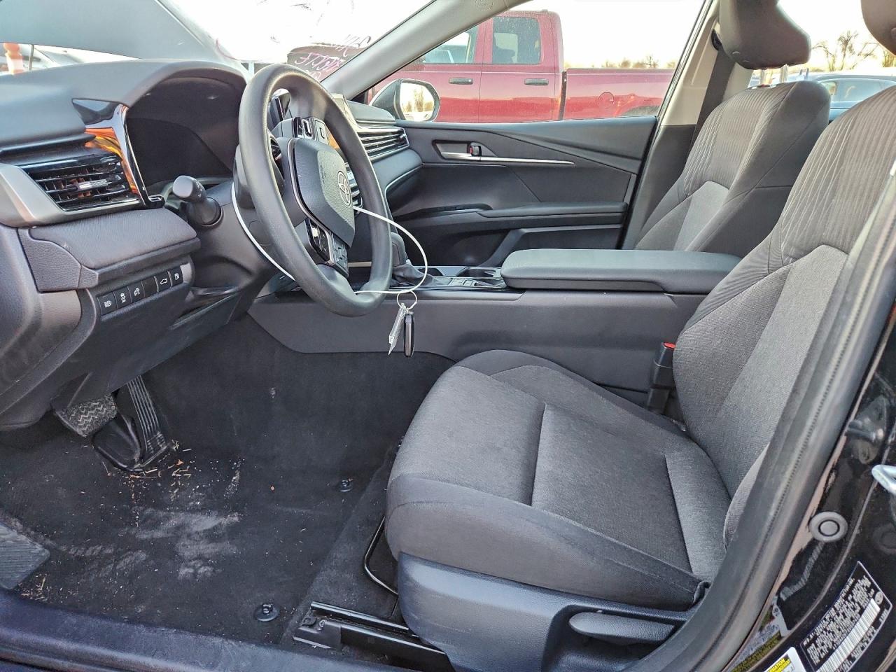 2025 TOYOTA CAMRY XSE photo 7