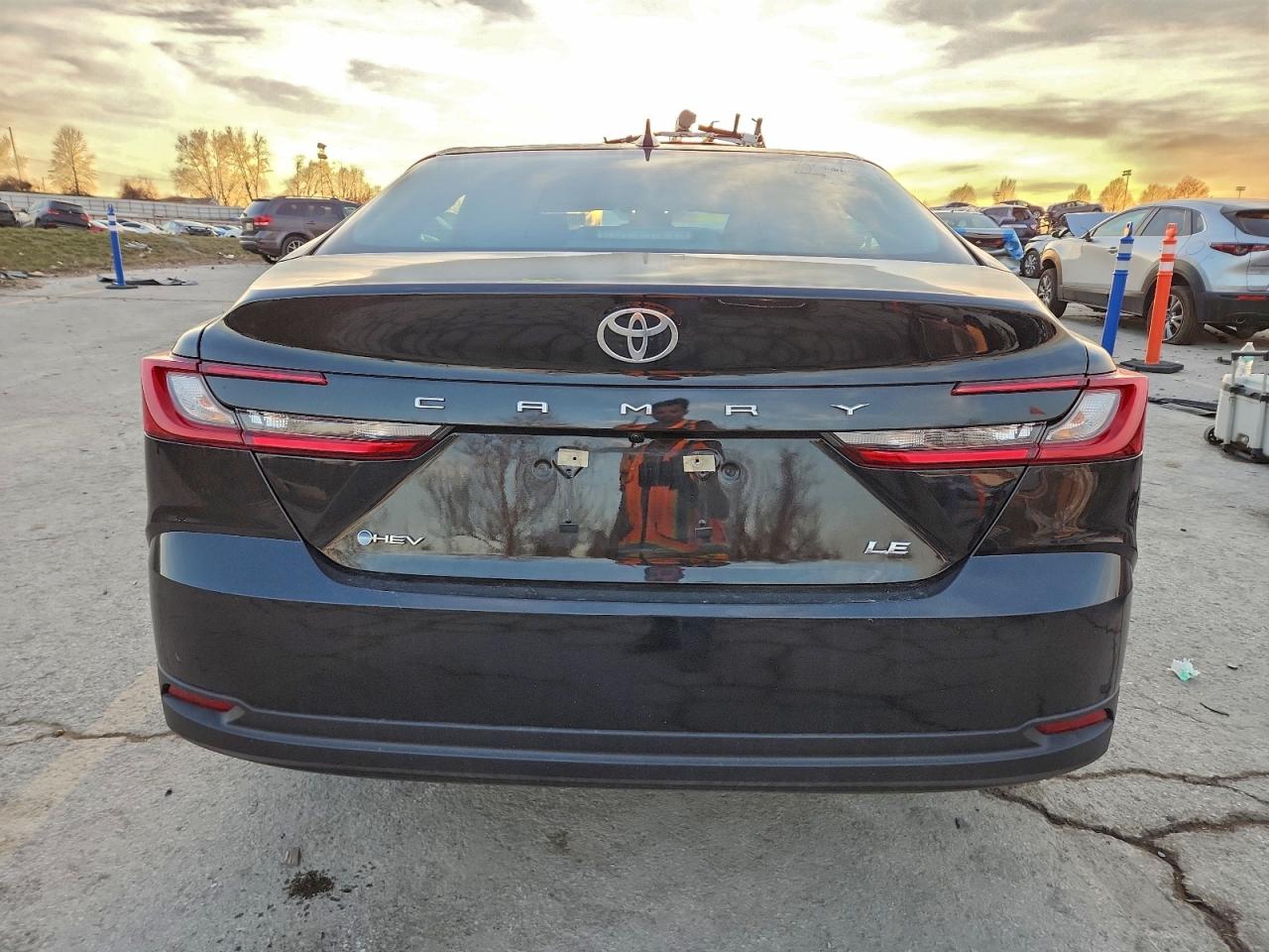 2025 TOYOTA CAMRY XSE photo 6