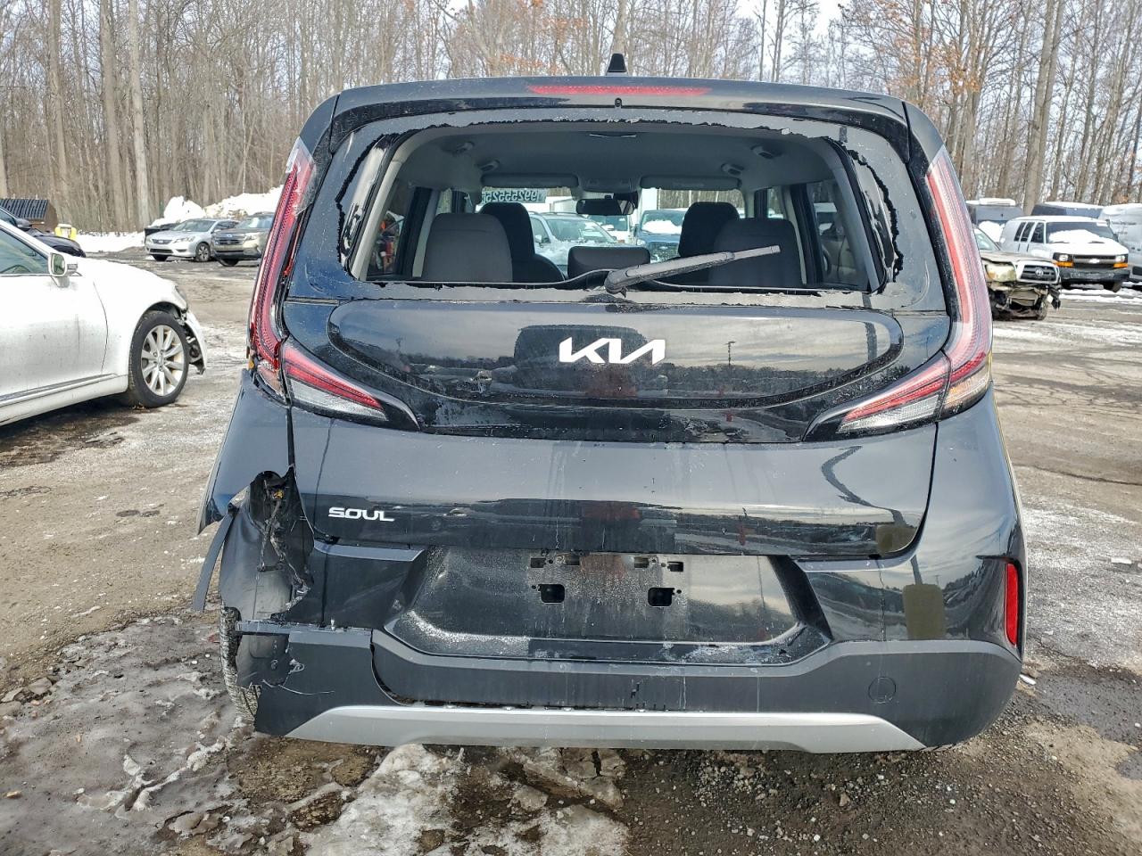 2025 KIA SOUL LX photo 6