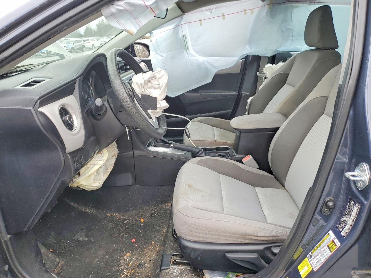 2018 TOYOTA COROLLA L photo 7