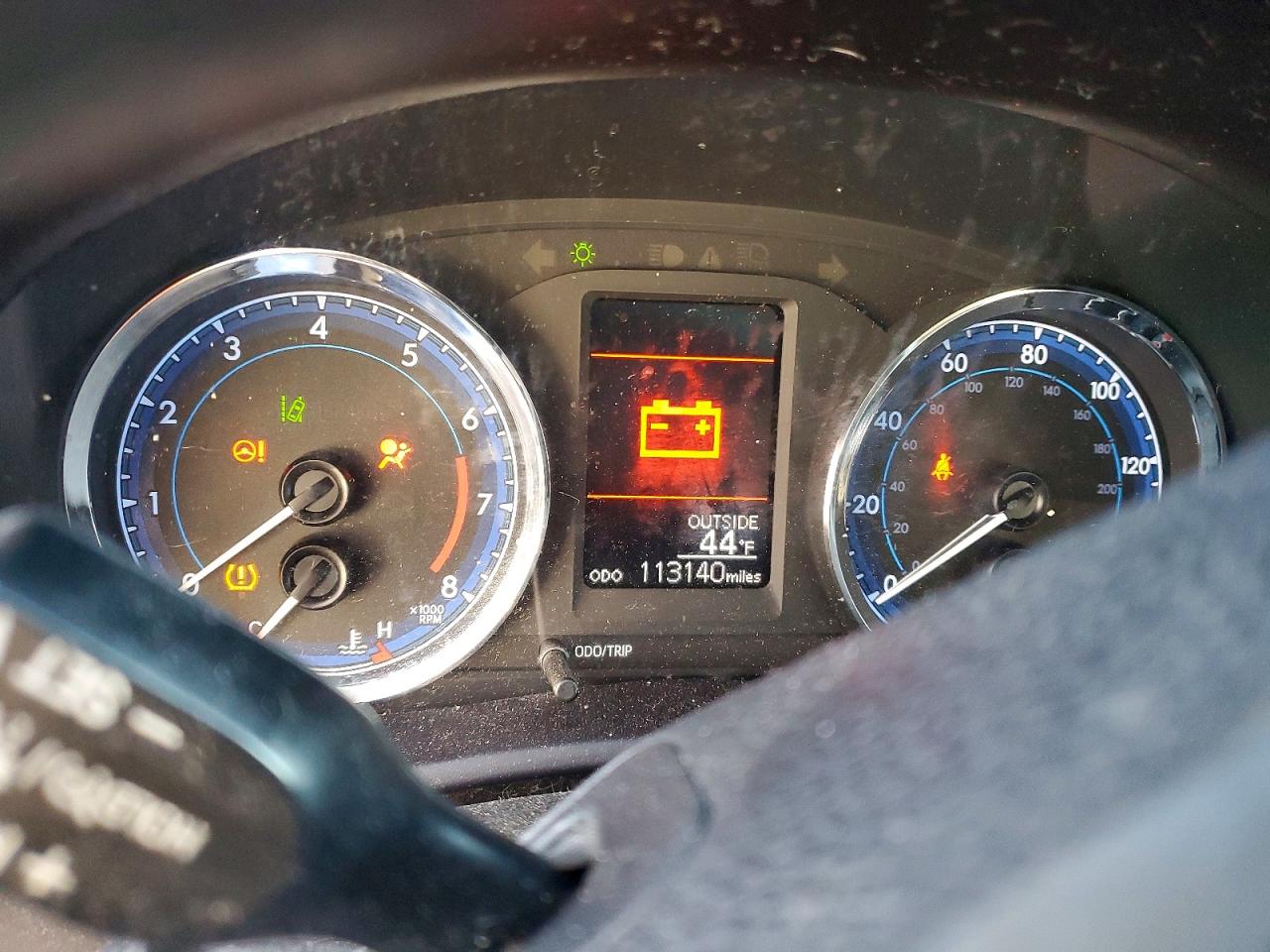 2018 TOYOTA COROLLA L photo 9