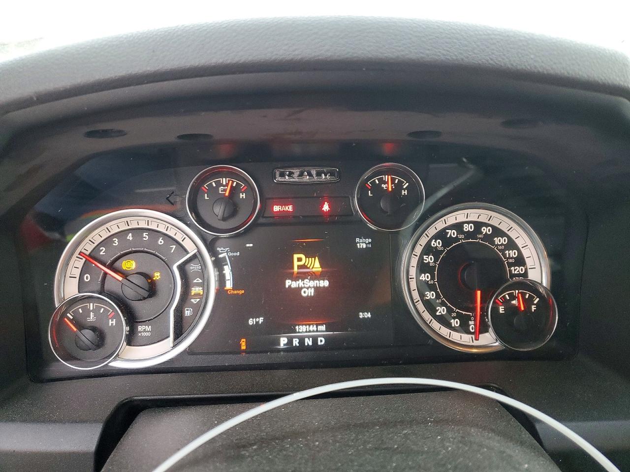 2019 RAM 1500 CLASSIC SLT photo 25