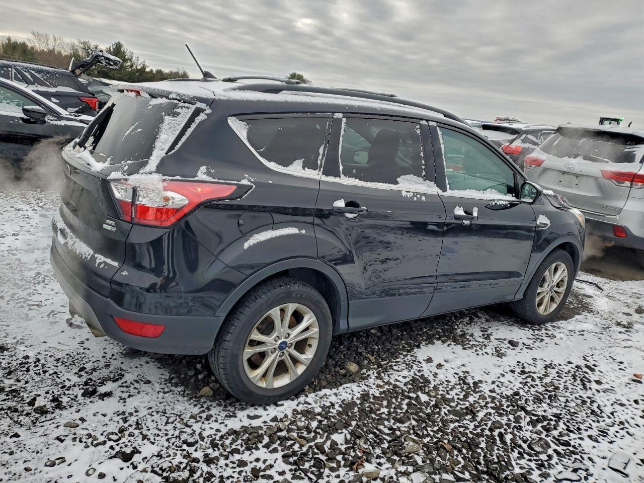 2018 FORD ESCAPE SEL photo 3
