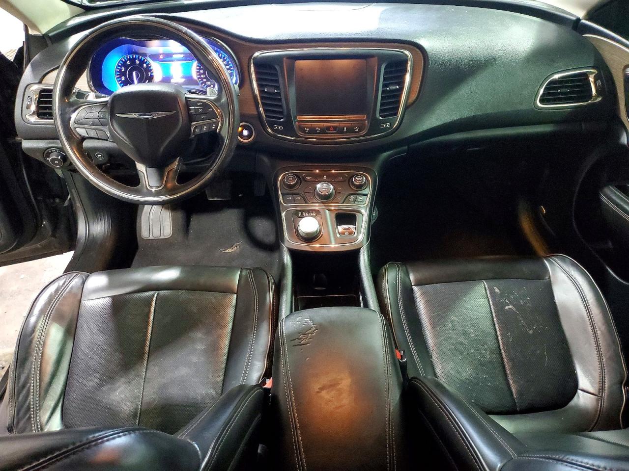 2015 CHRYSLER 200 C photo 8