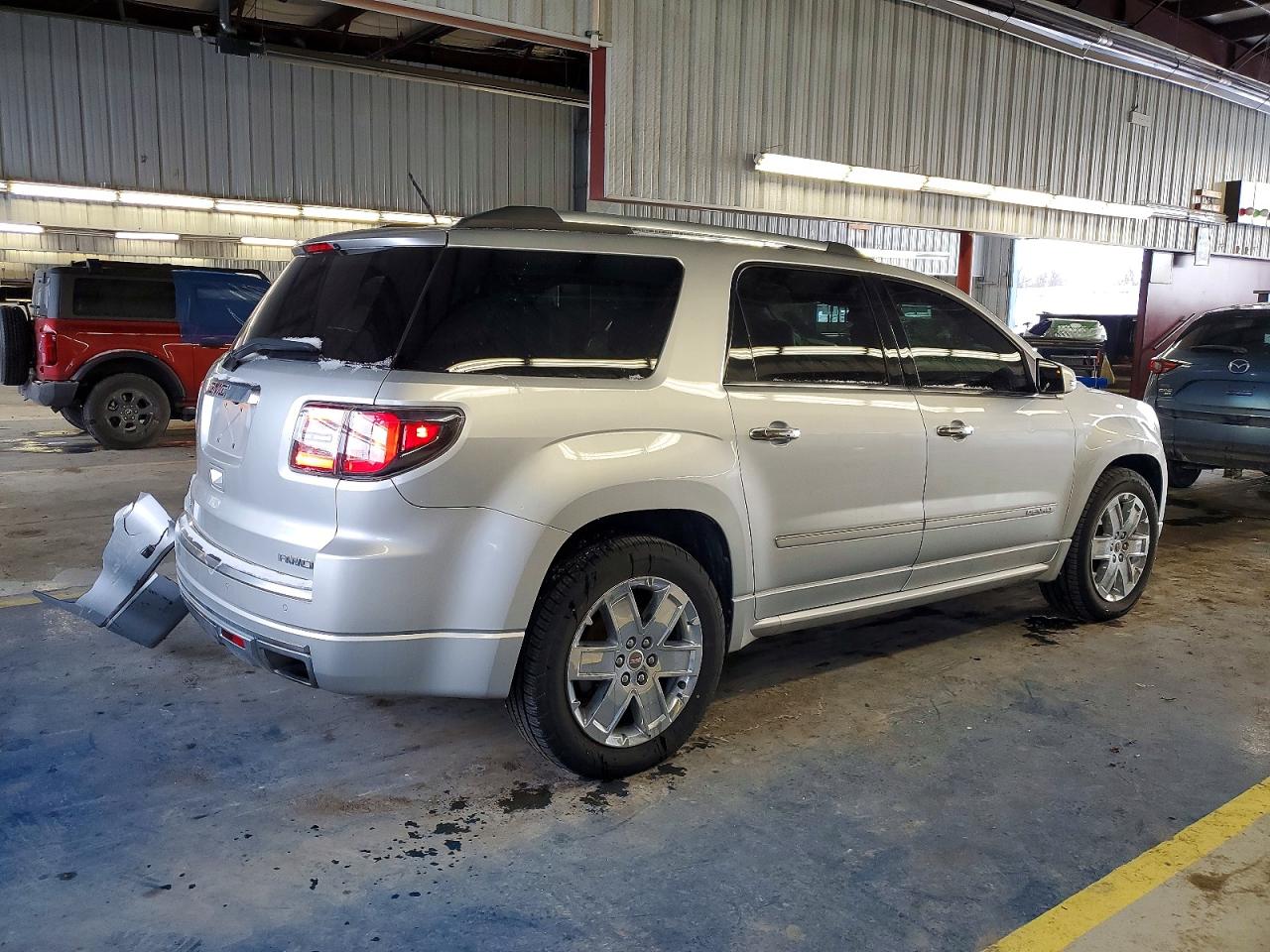2014 GMC ACADIA DENALI photo 3