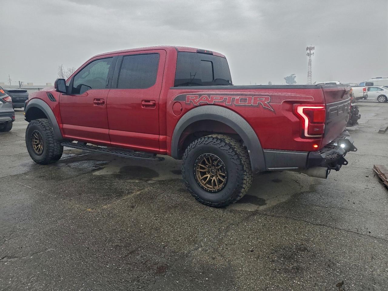 2017 FORD F150 RAPTOR photo 2