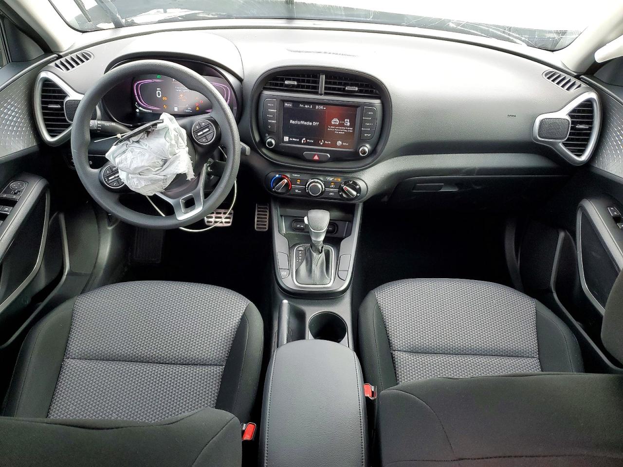 2024 KIA SOUL LX photo 8