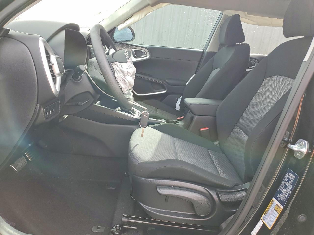 2024 KIA SOUL LX photo 7