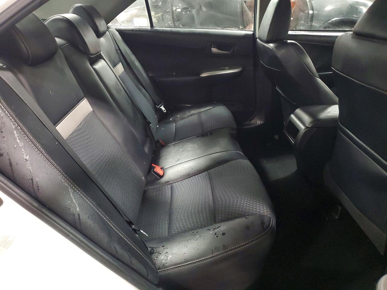 2012 TOYOTA CAMRY photo 10