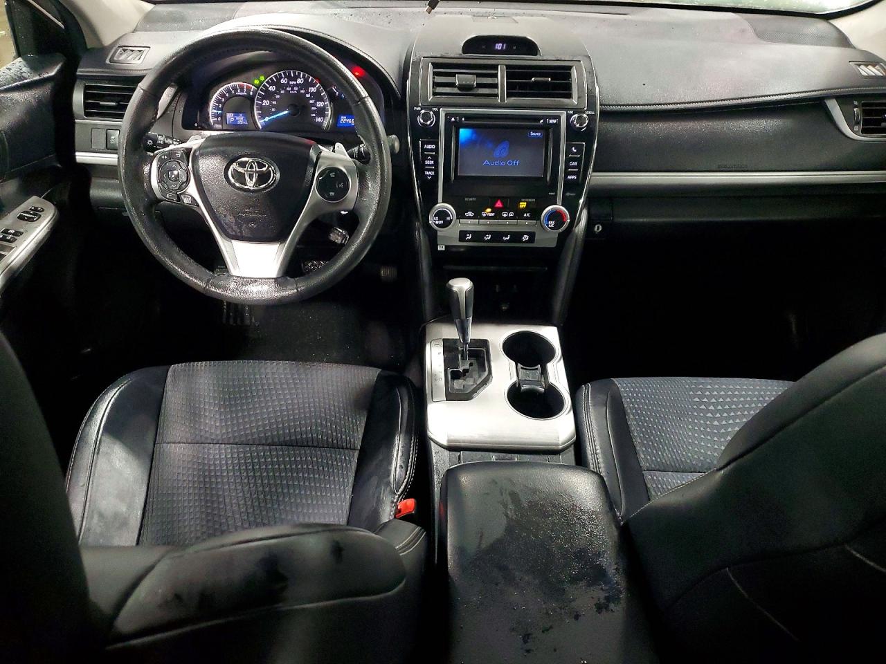 2012 TOYOTA CAMRY photo 8