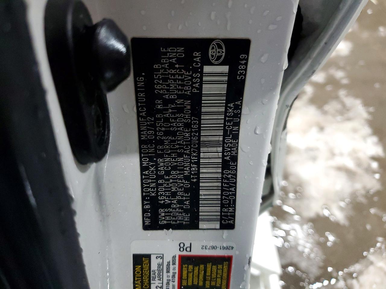2012 TOYOTA CAMRY photo 12