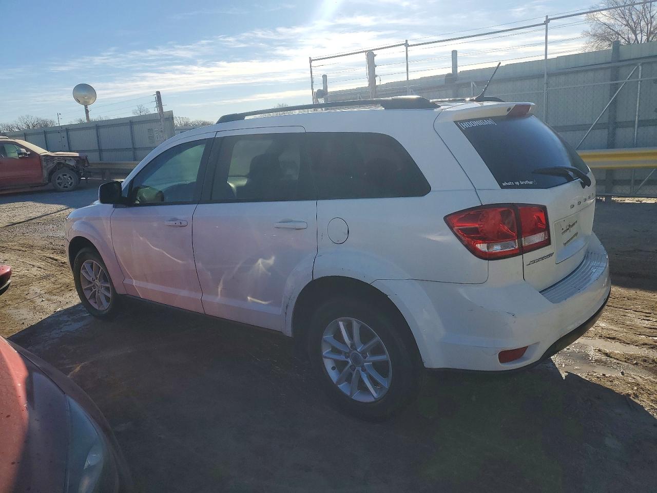 2018 DODGE JOURNEY SXT photo 2