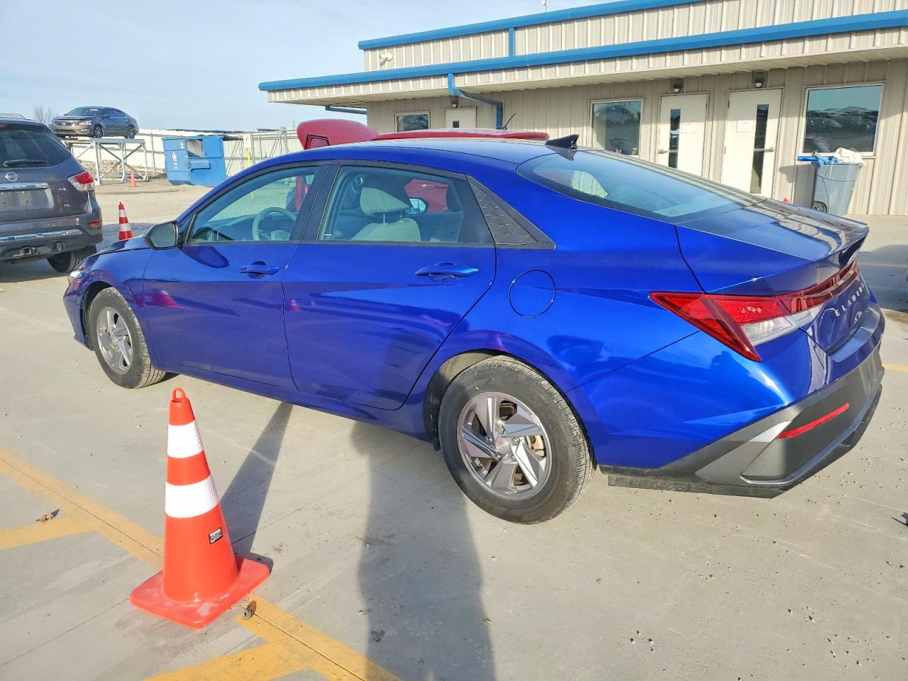 2024 HYUNDAI ELANTRA SE photo 2