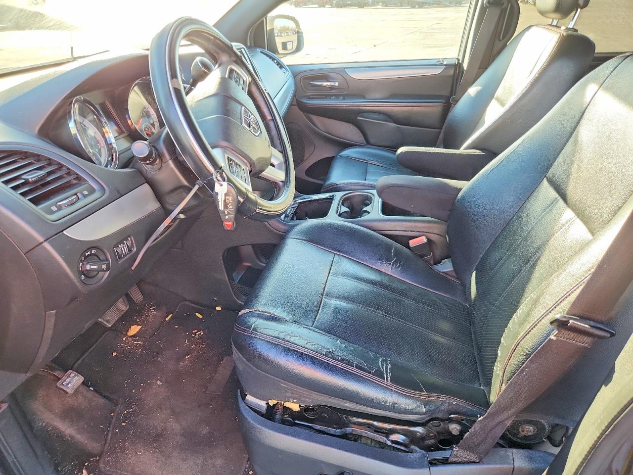 2015 DODGE GRAND CARAVAN R/T photo 7