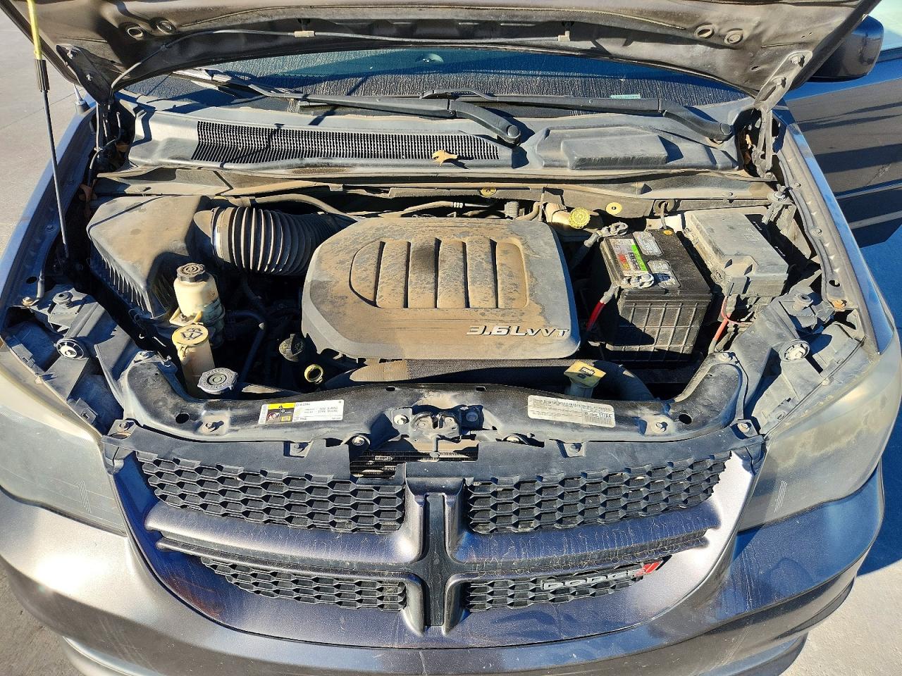 2015 DODGE GRAND CARAVAN R/T photo 12
