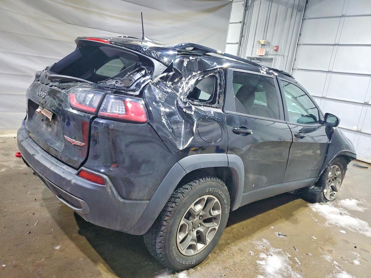 2022 JEEP CHEROKEE TRAILHAWK photo 3