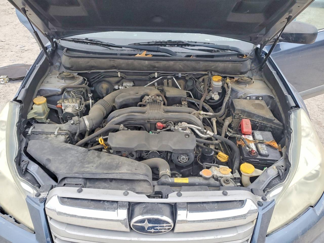 2014 SUBARU OUTBACK 2.5I photo 12