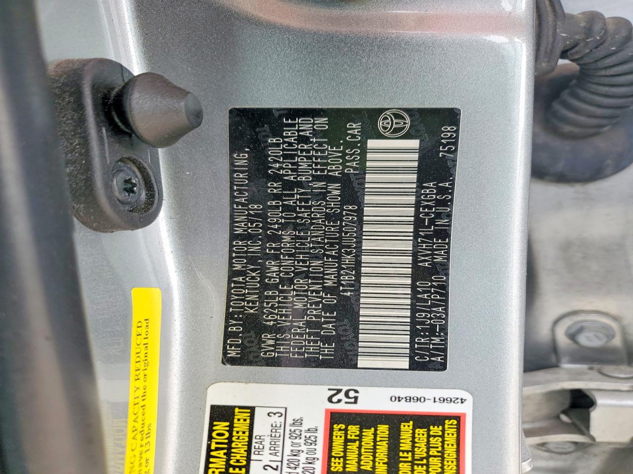 2018 TOYOTA CAMRY HYBRID photo 13